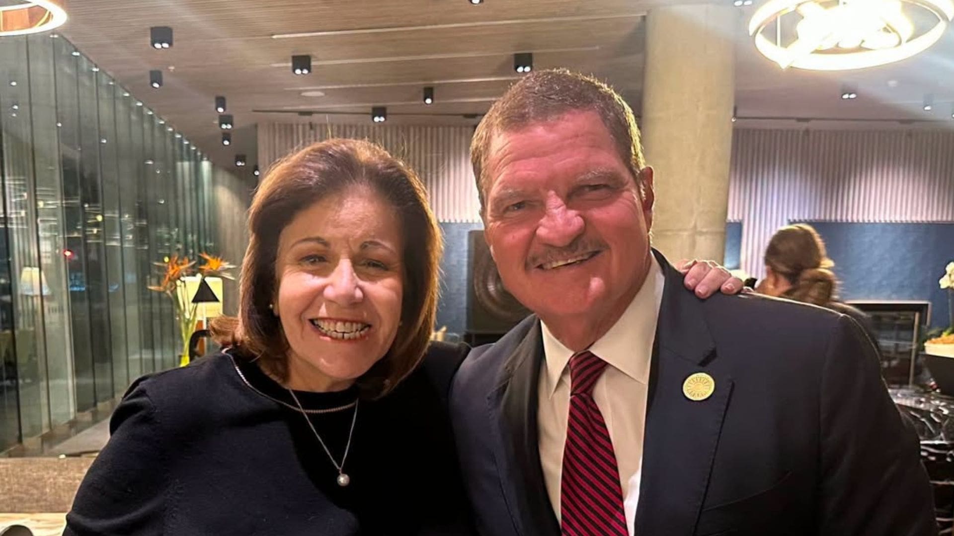 Aruba PM Mike Eman Meets Peruvian Political Leader Lourdes Flores Nano