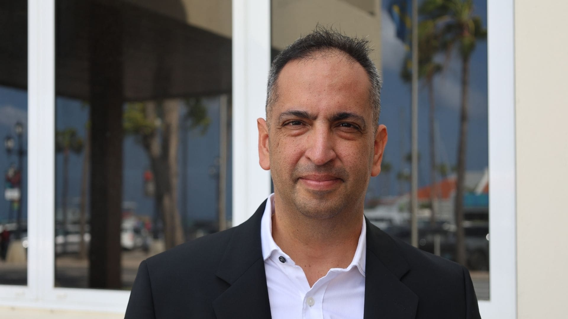 MEP's Oduber Surprised by Acting Minister Herdé's Decision to Extend ROP