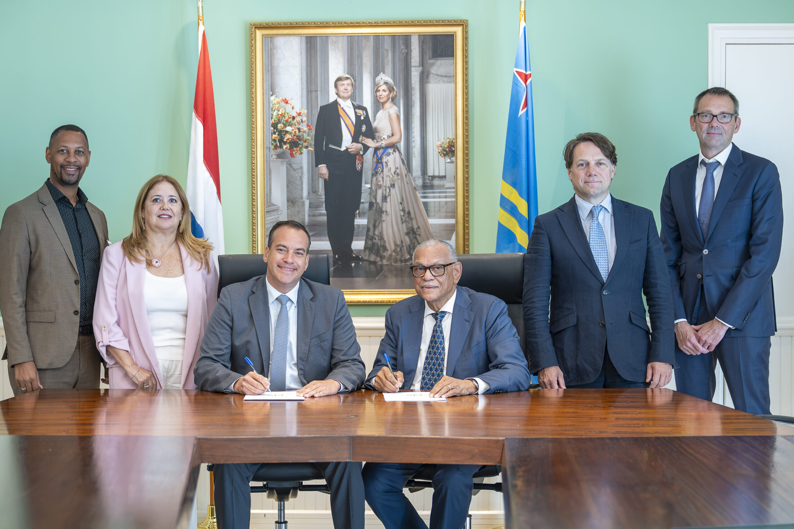 Minister Wever Signs Cooperation Protocol with Aruba Fair Trade Authority