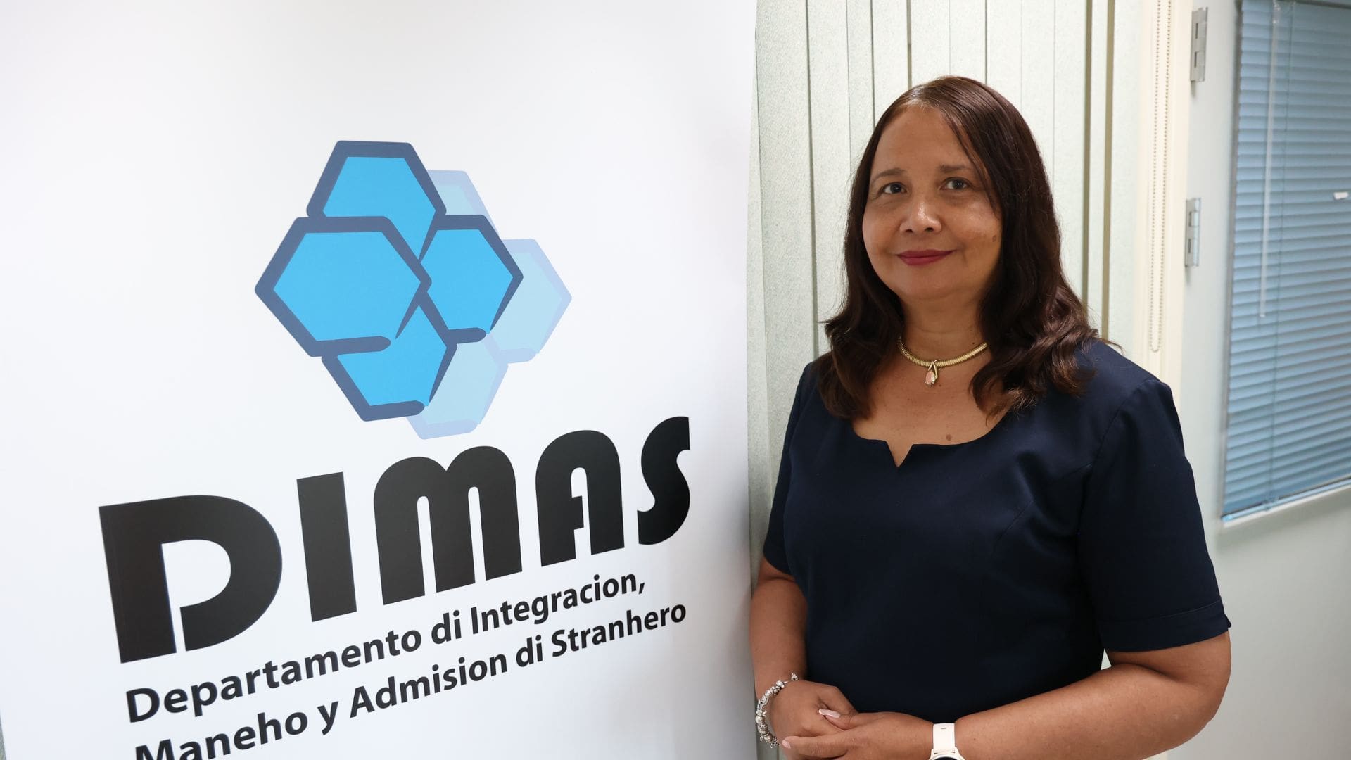 For di aña pasa augustus: Minister di Husticia a para tur prome permiso