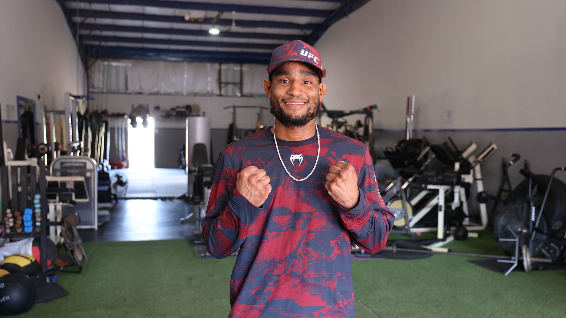 Aruban MMA Fighter Duncan Stuns Crowd With 33-Second Knockout