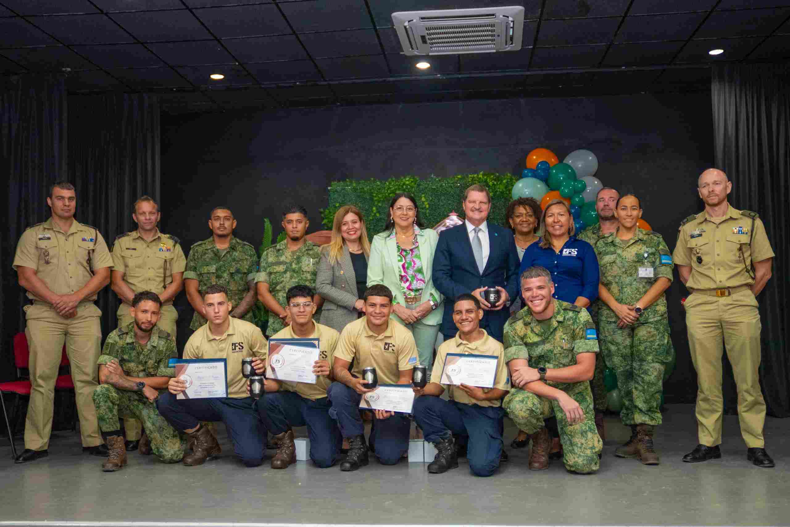 Aruba's 20th Social Formation Group Receives Certificates