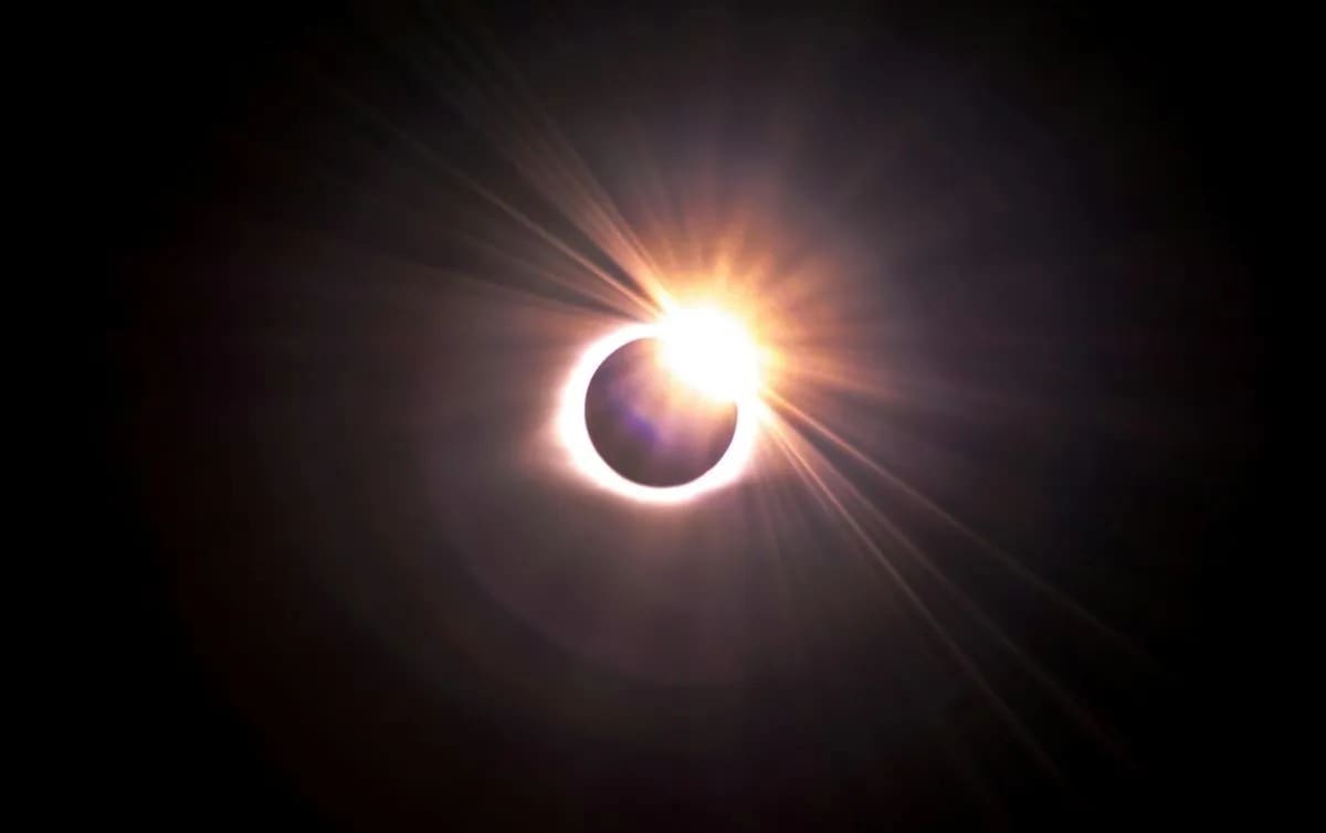 For the First Time in Over a Century, a Solar Eclipse Darkens Spain