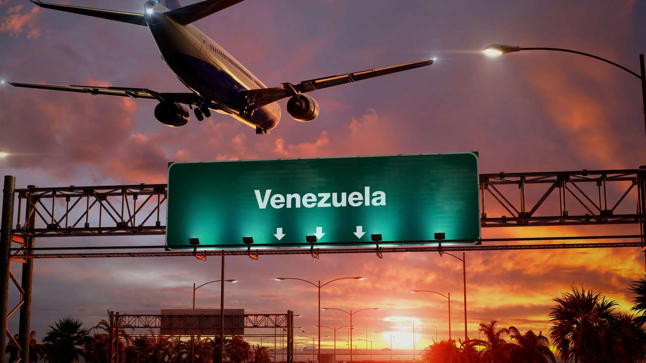 Aruba Opens Airspace for Commercial Flights to Venezuela