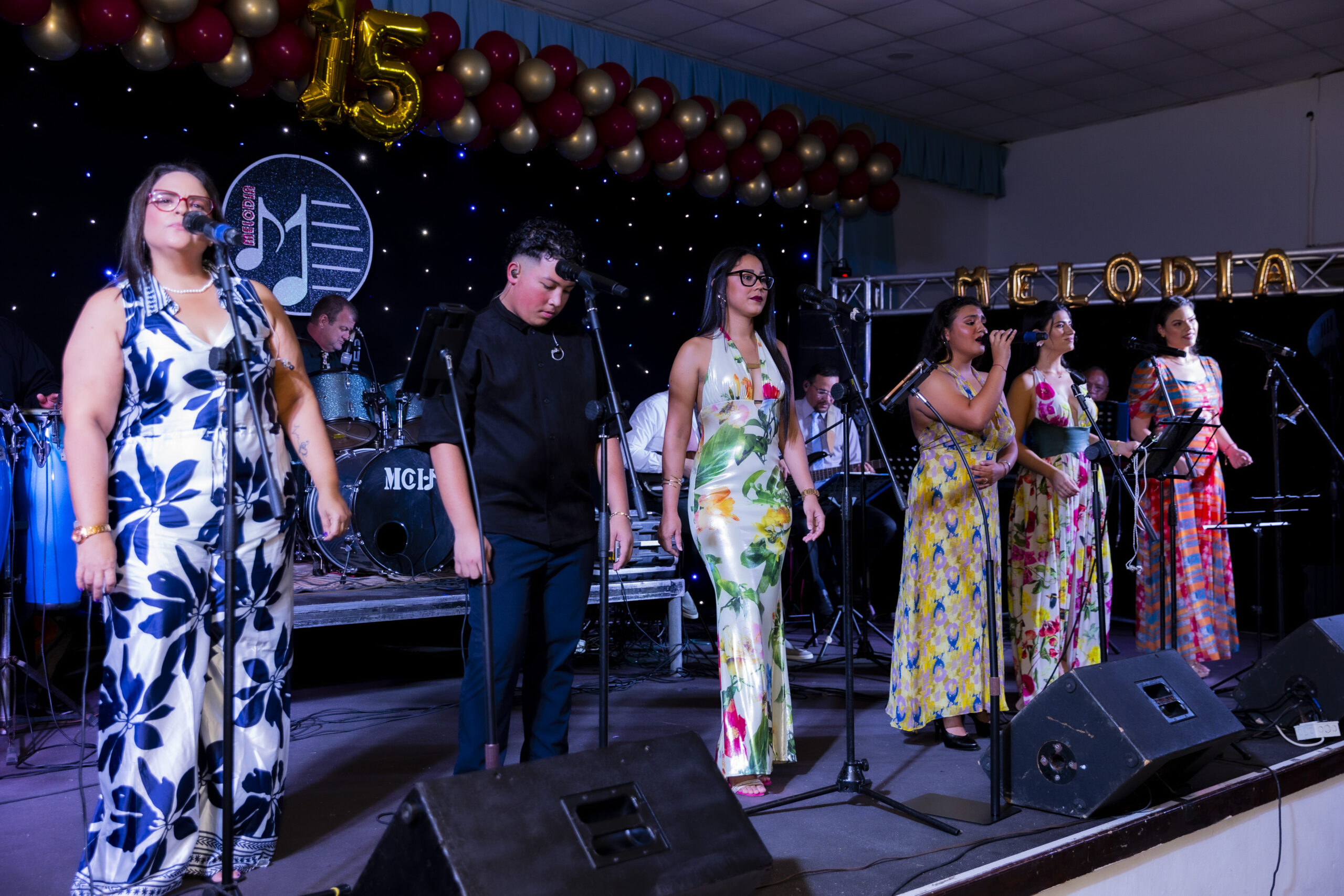 Maybelline Arends-Croes honored at Grupo Melodia concert in Aruba