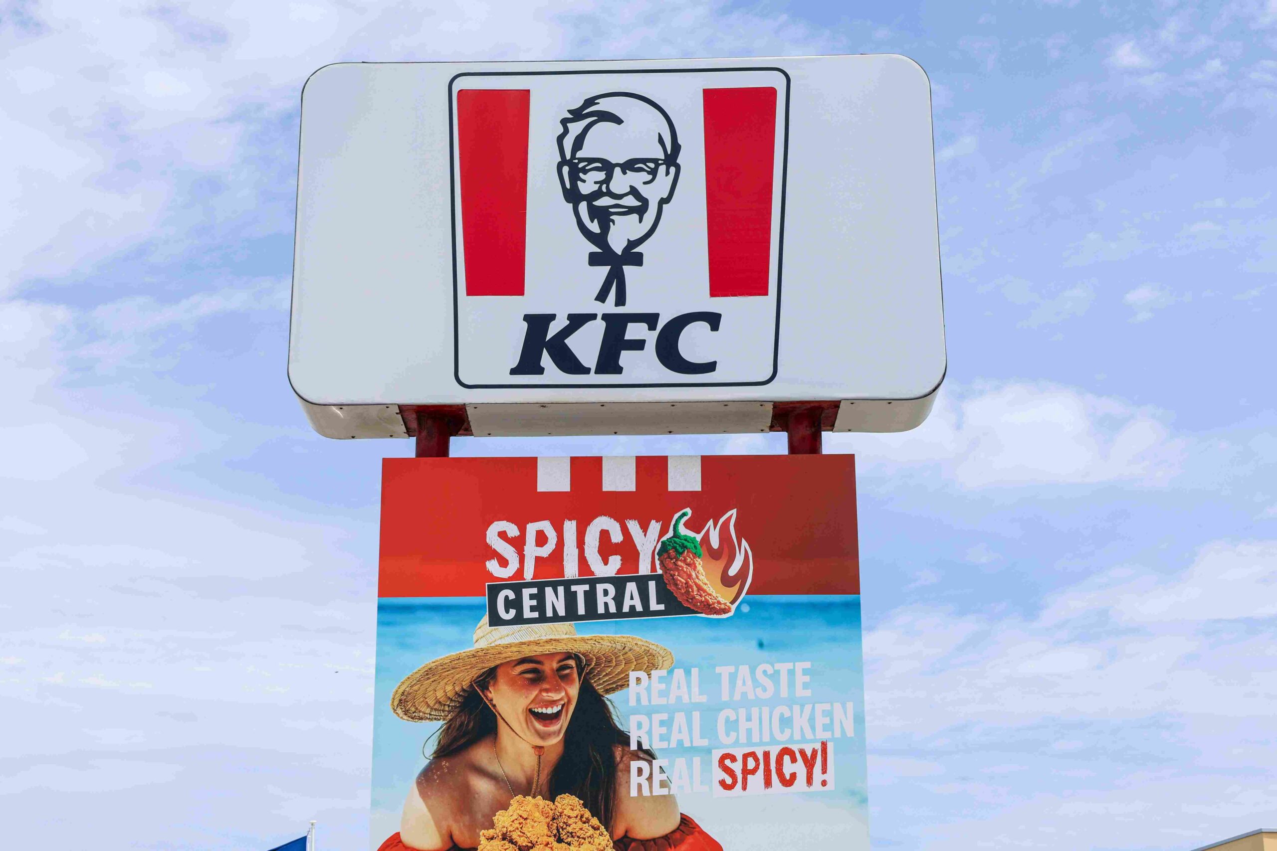 KFC Aruba ta presenta nan Dunked BBQ Sandwich