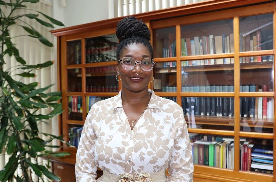 AVP Lawmaker Calls for Social Workers in Every Aruba School