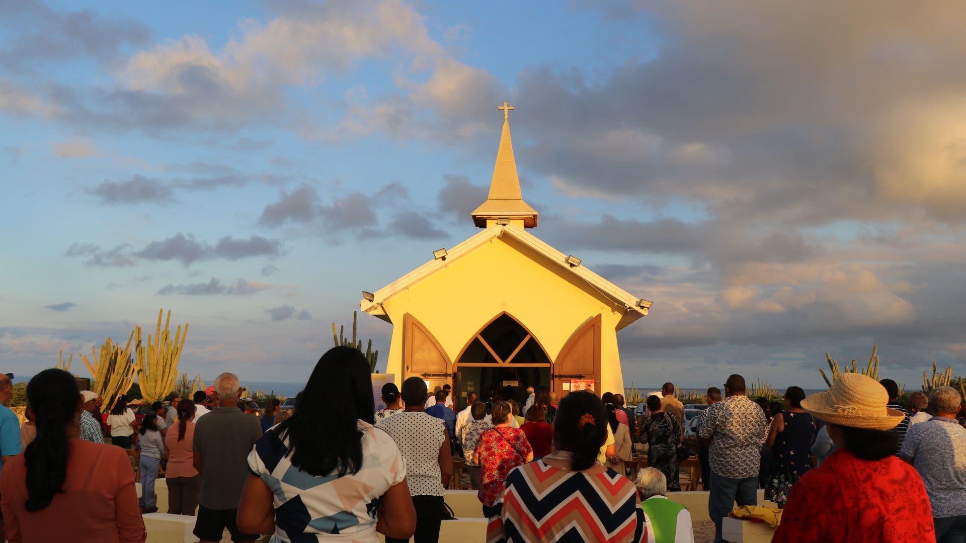 Living Rosary Prayer Service Held at Alto Vista Chapel This Friday