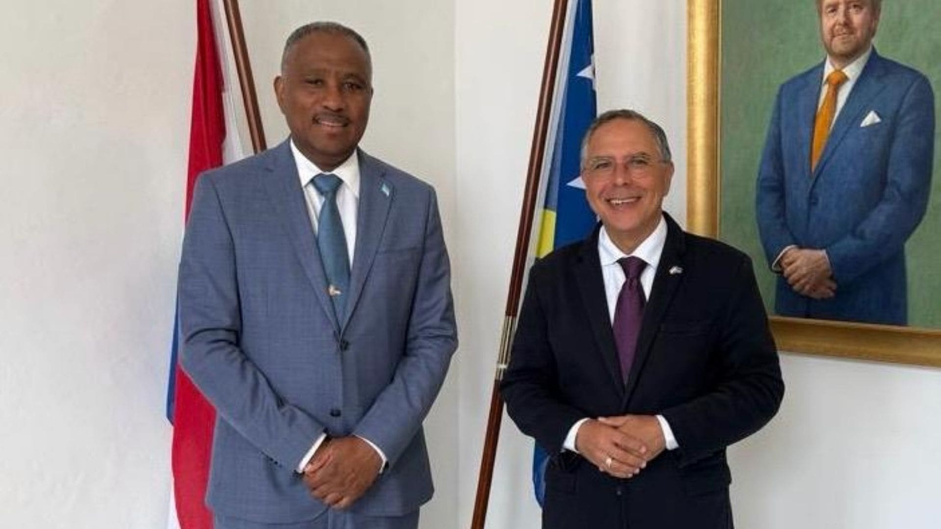Aruba Justice Minister Dowers Visits Governor of Curaçao