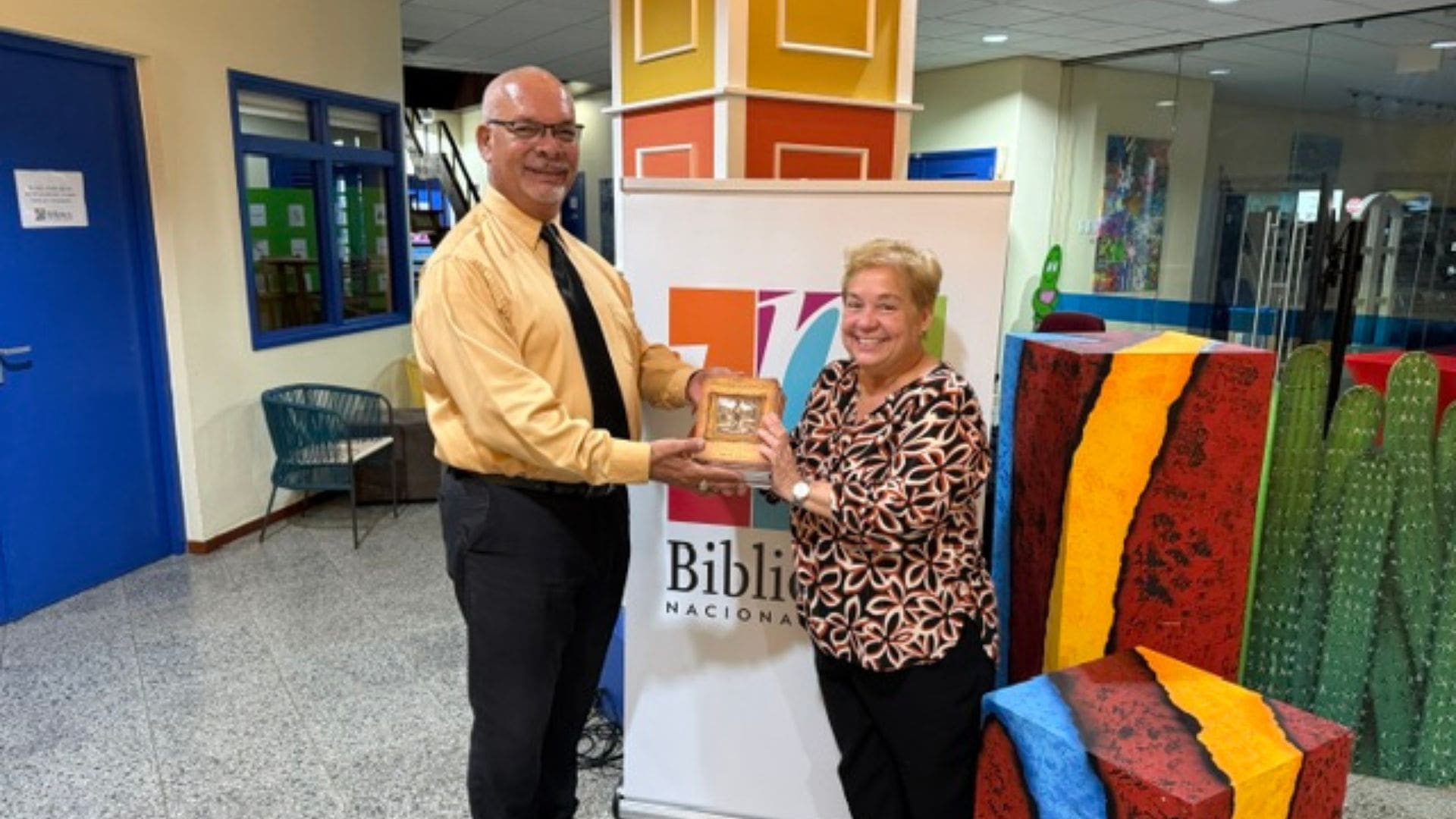 National Library Receives 10 Copies of New Willem Rasmijn Biography