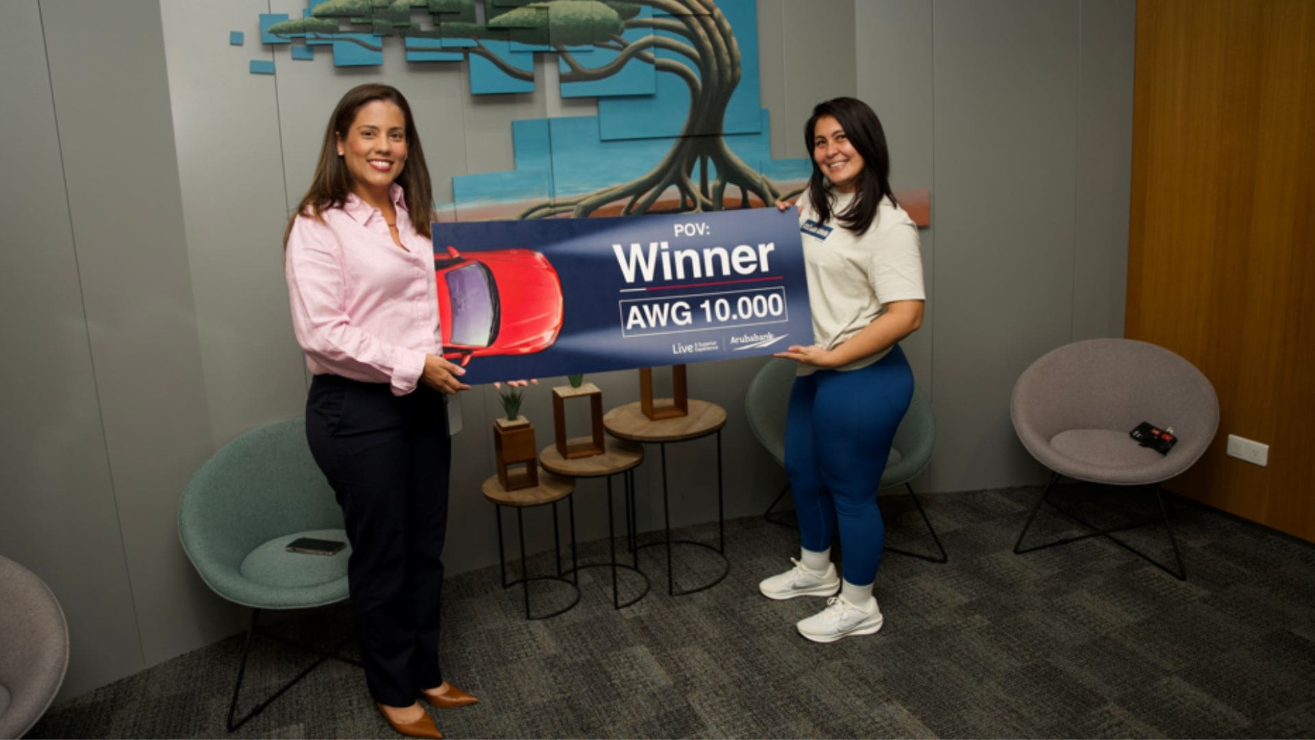 Aruba Woman Wins 10,000 Florins in Aruba Bank Car Loan Campaign