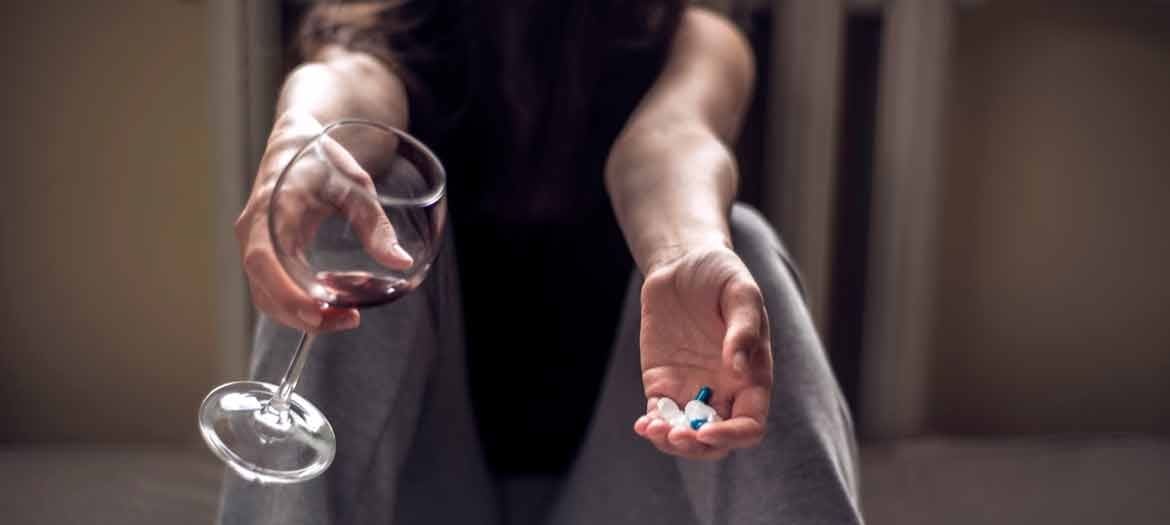 Encuentro pa damanan cu tin problema cu droga y mester di ayudo
