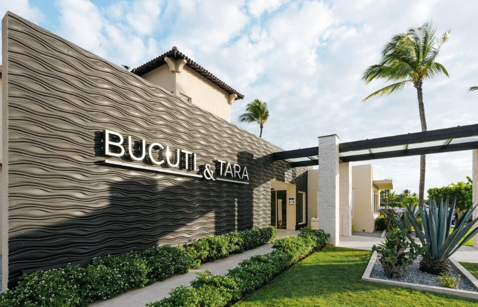 Bucuti & Tara ta uni cu Fundacion ABO pa “Make Aruba Pink” y comparti “The Gift of Rest”