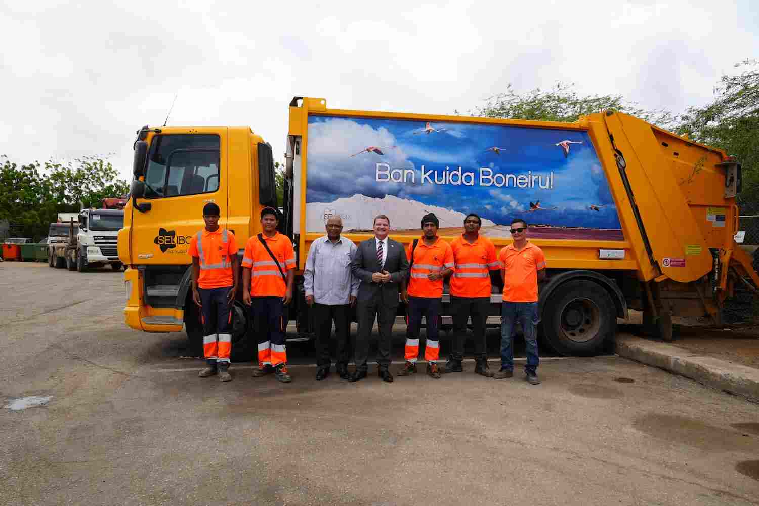 Gobierno: Ta explora posibilidad pa establece centro regional di maneho di desperdicio entre Aruba, Boneiro y Corsou