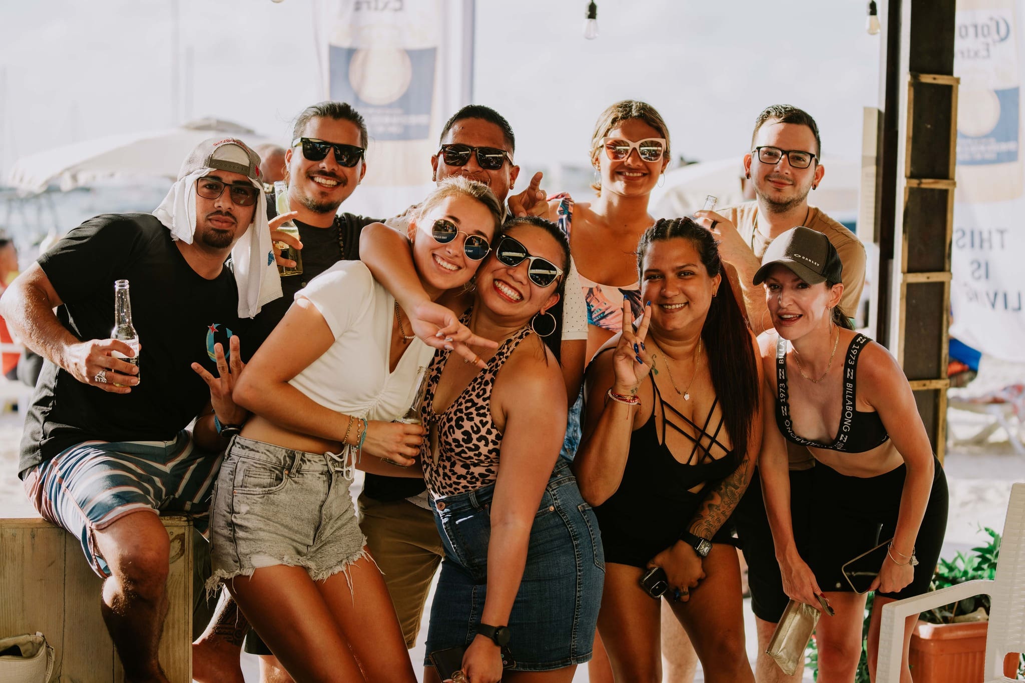 E diasabra aki: Oktoberfest ta yega Surfside