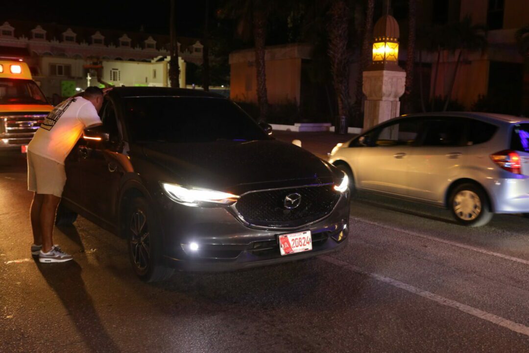 They forgot to handcuff a drunk driver who caused an accident | English ...