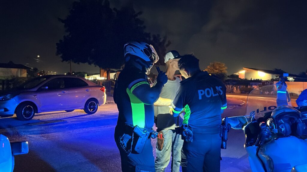 Drunk driver detained after causing an accident | English - 24ora