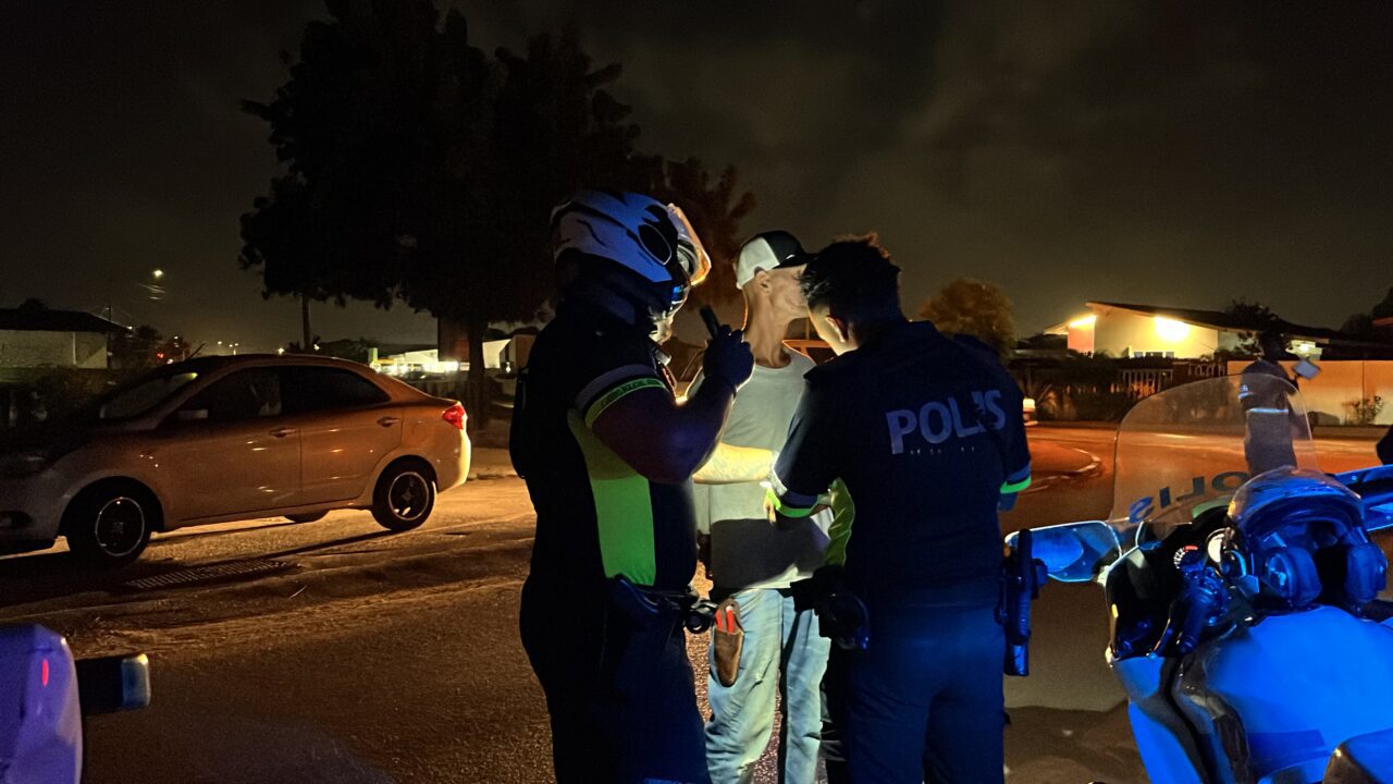 Drunk driver detained after causing an accident | English - 24ora