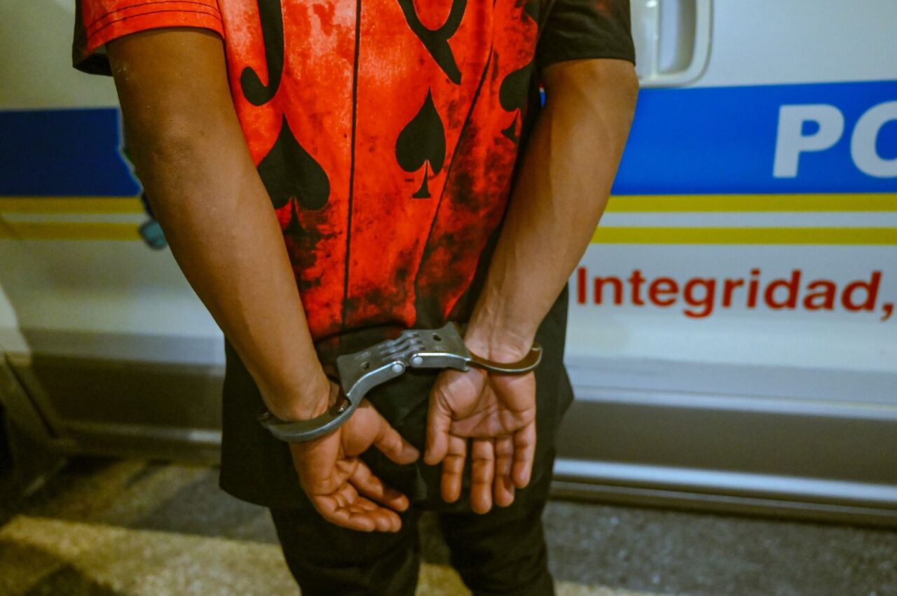 Two young men arrested for possession of a firearm | English - 24ora