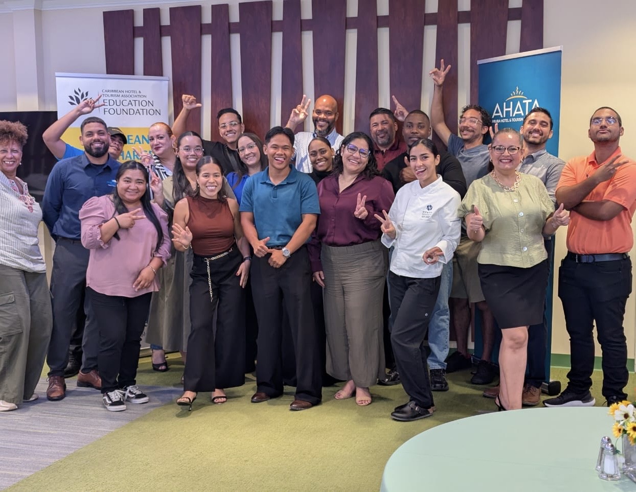 English Supervisor AHATA supports 100 supervisors in strengthening leadership skills ...